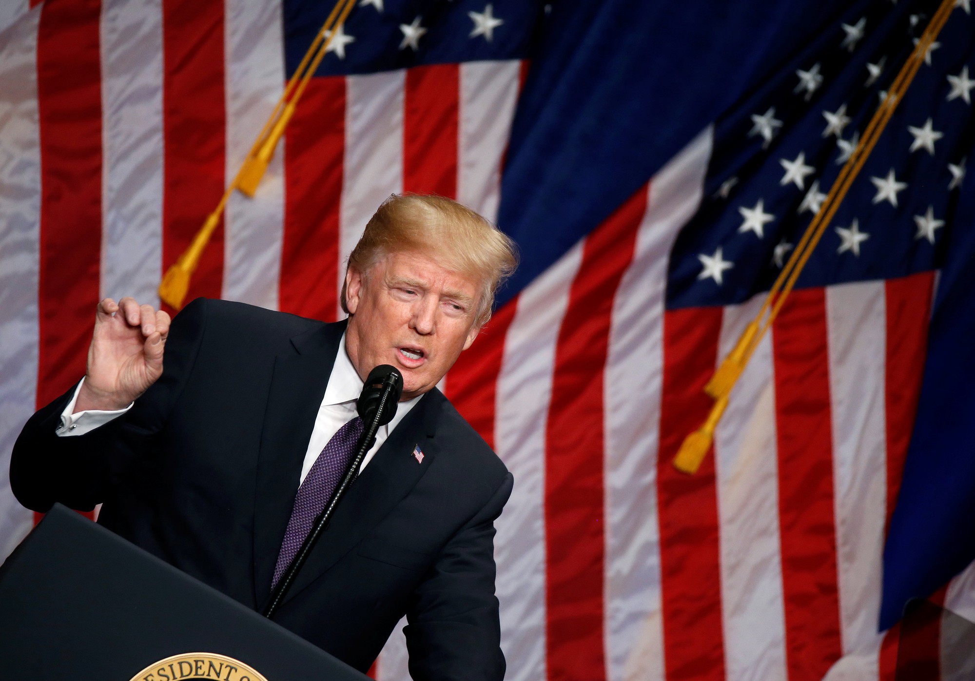 Ông Donald Trump cảnh báo "cuộc cạnh tranh cường quốc" với Nga, Trung