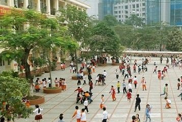 Chở thật thà vào lòng dối trá (*)
