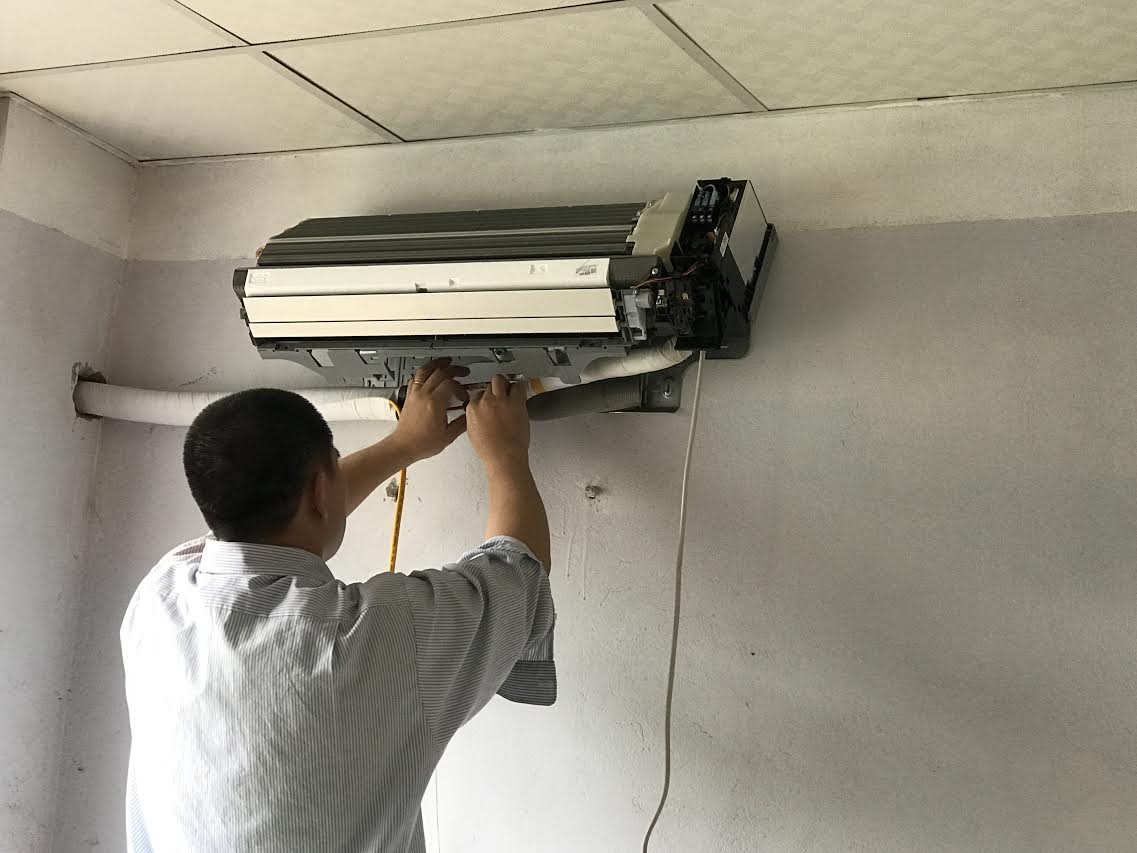 Mánh "vặt tiền" khách hàng do chính thợ điều hòa tiết lộ