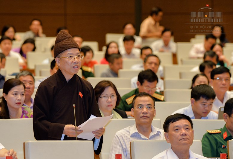 Thượng toạ Thích Thanh Quyết: Trẻ em hỏng là do người lớn hư