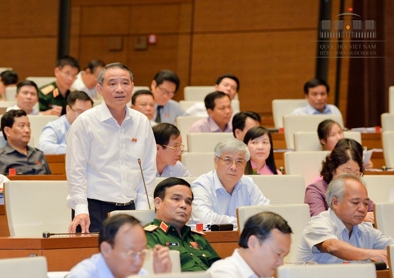 Đại biểu v&agrave; Bộ trưởng v&ecirc;nh lớn tiền đầu tư đường cao tốc - Ảnh 1.