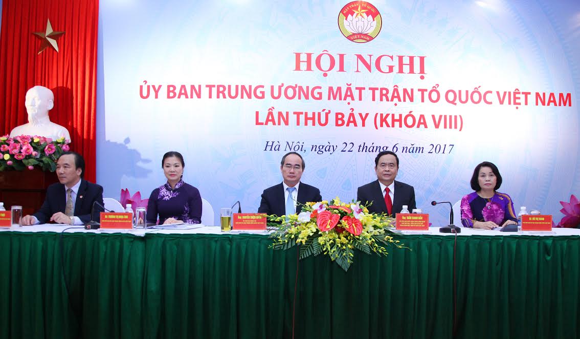 &Ocirc;ng Trần Thanh Mẫn l&agrave;m Chủ tịch MTTQ Việt Nam thay &ocirc;ng Nguyễn Thiện Nh&acirc;n - Ảnh 2.