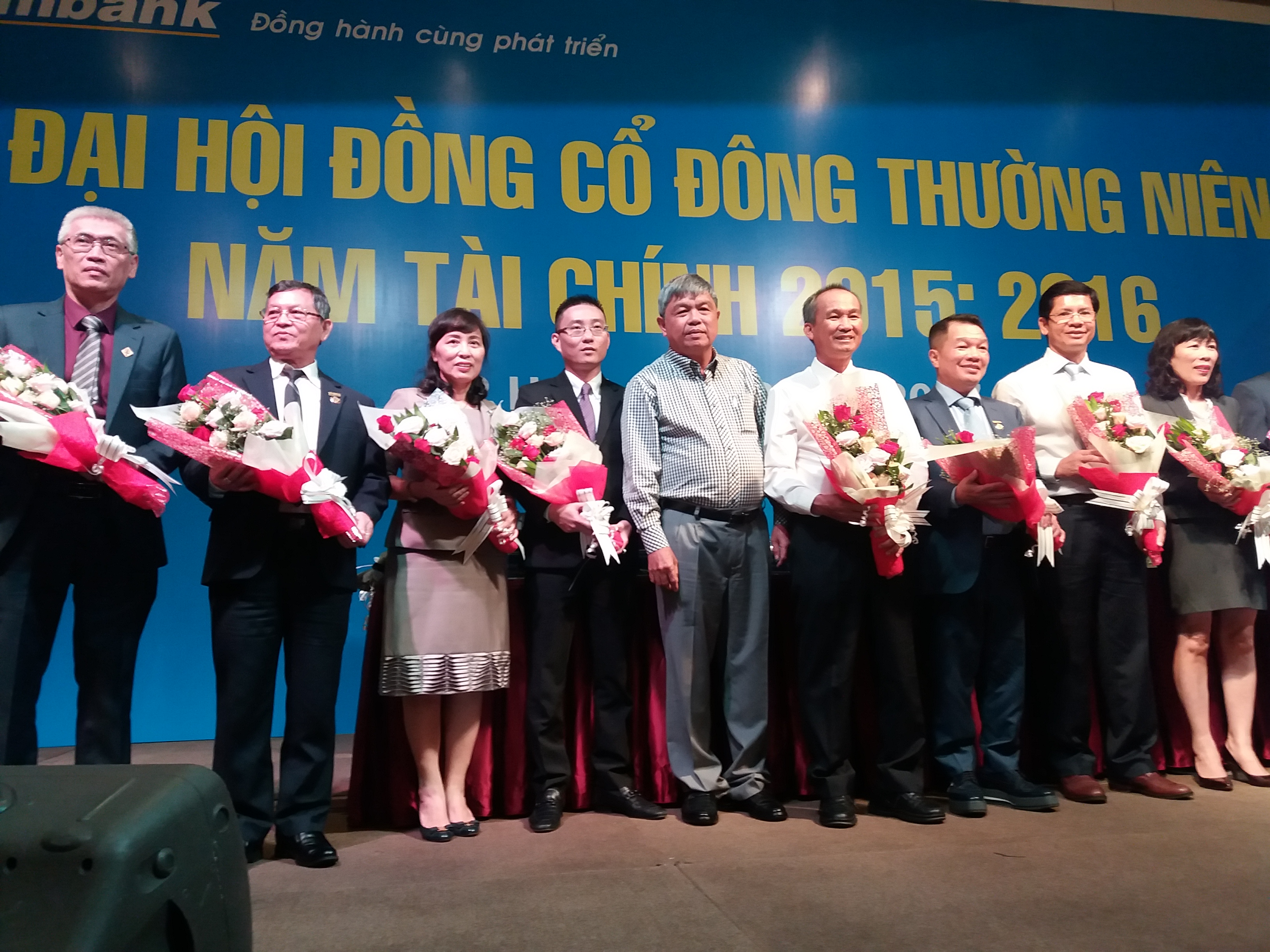 Sacombank thoái hết vốn tại Công ty Dịch vụ hàng không sân bay Nội Bài
