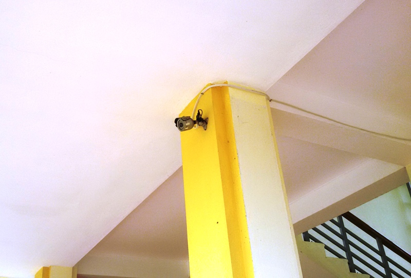 Lắp camera để "lôi" bệnh nhân từ trạm y tế xã về nhà?