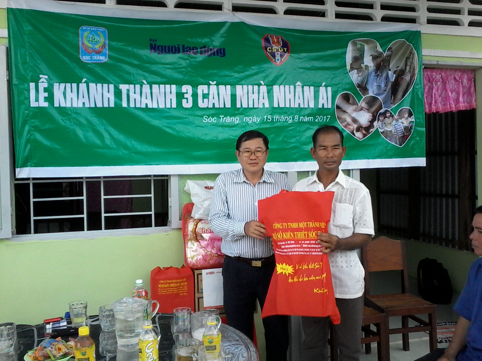 Báo Người Lao Động khánh thành 3 căn nhà nhân ái ở Sóc Trăng - Ảnh 8.