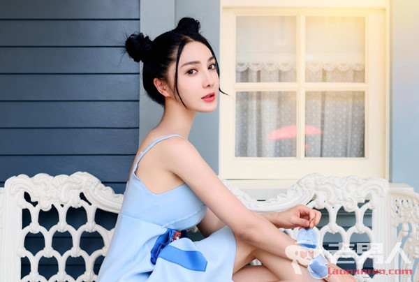 Sao nữ của Trung Quốc chết khỏa thân ở tuổi 28