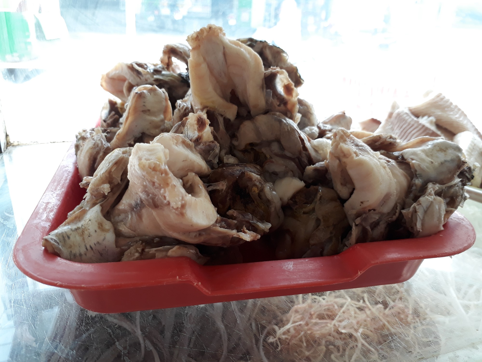Xuy&ecirc;n S&agrave;i G&ograve;n ăn cho được b&uacute;n nước l&egrave;o Tr&agrave; Vinh - Ảnh 1.