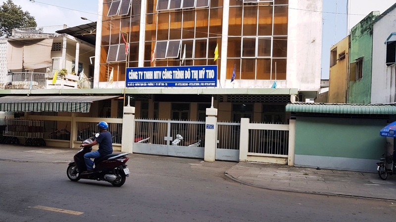Tiền Giang: Làm "lính" nhưng hưởng lương... phó giám đốc!