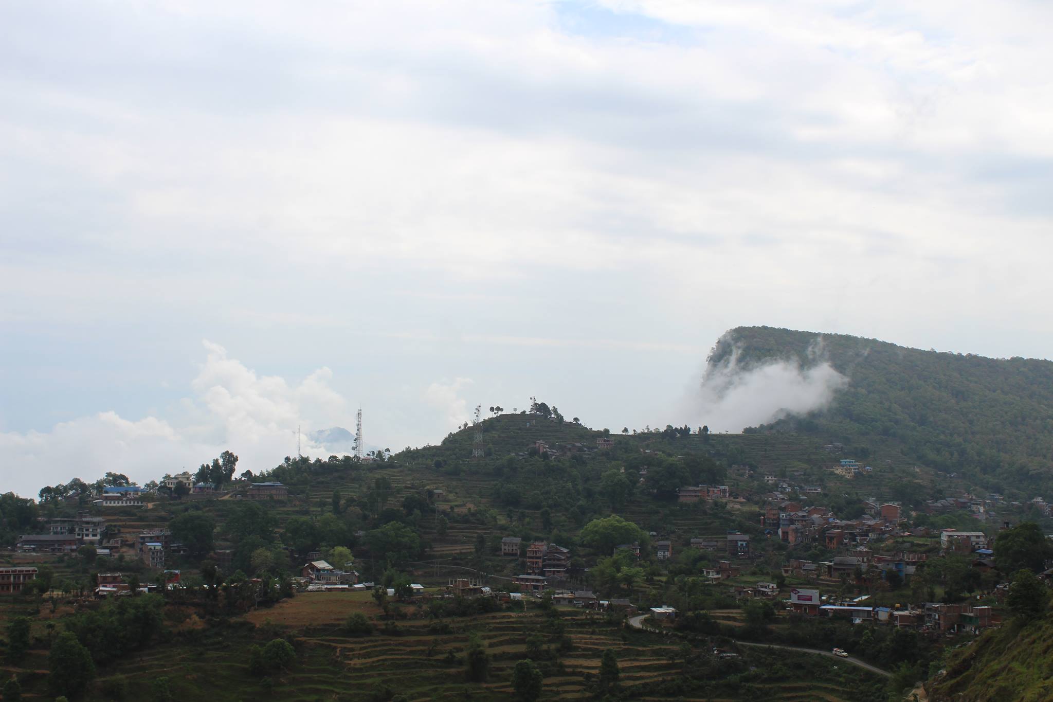 Cuốc bộ và quá giang ở Nepal - Ảnh 21.