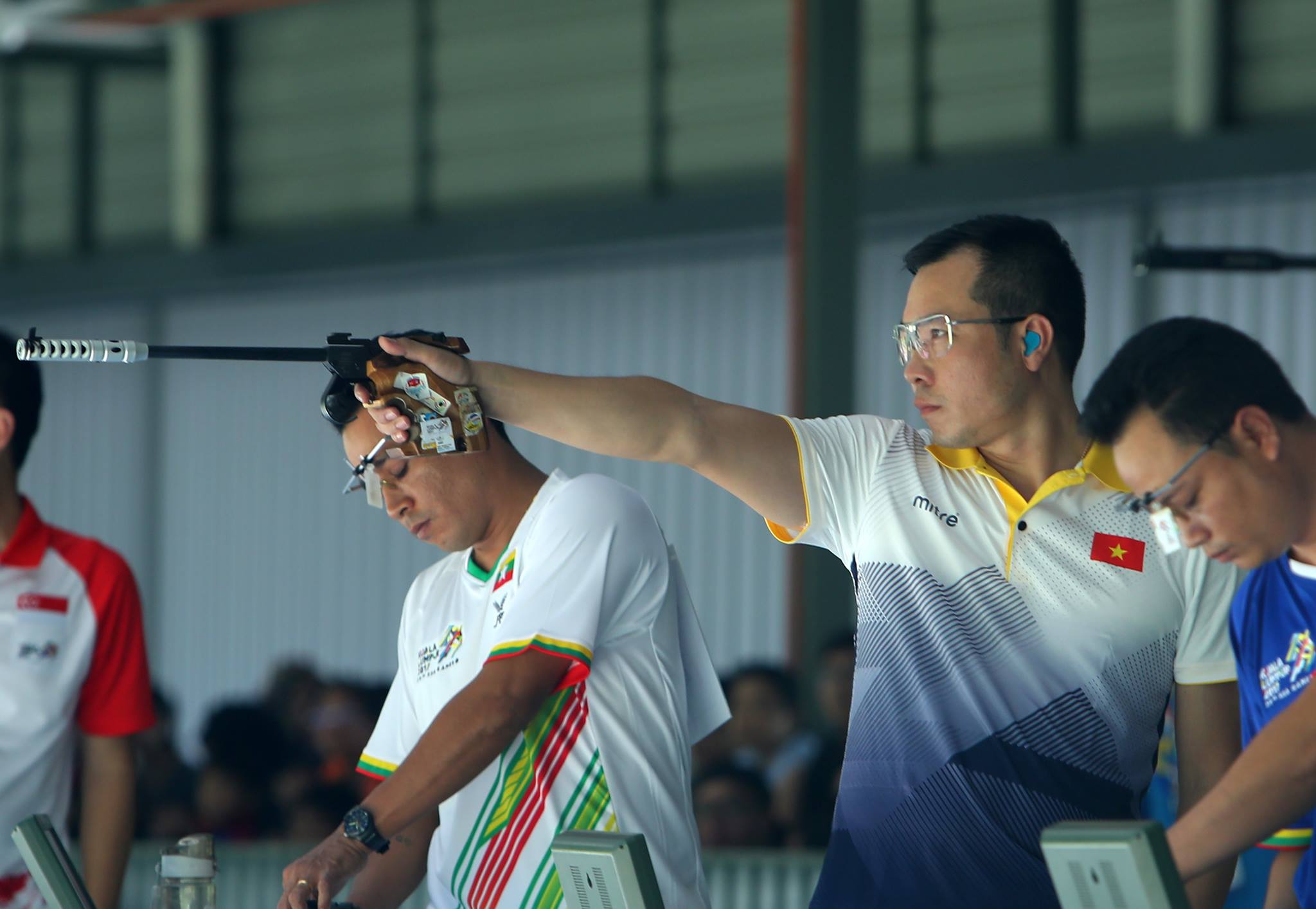 Cú sốc Hoàng Xuân Vinh - Ảnh 1.