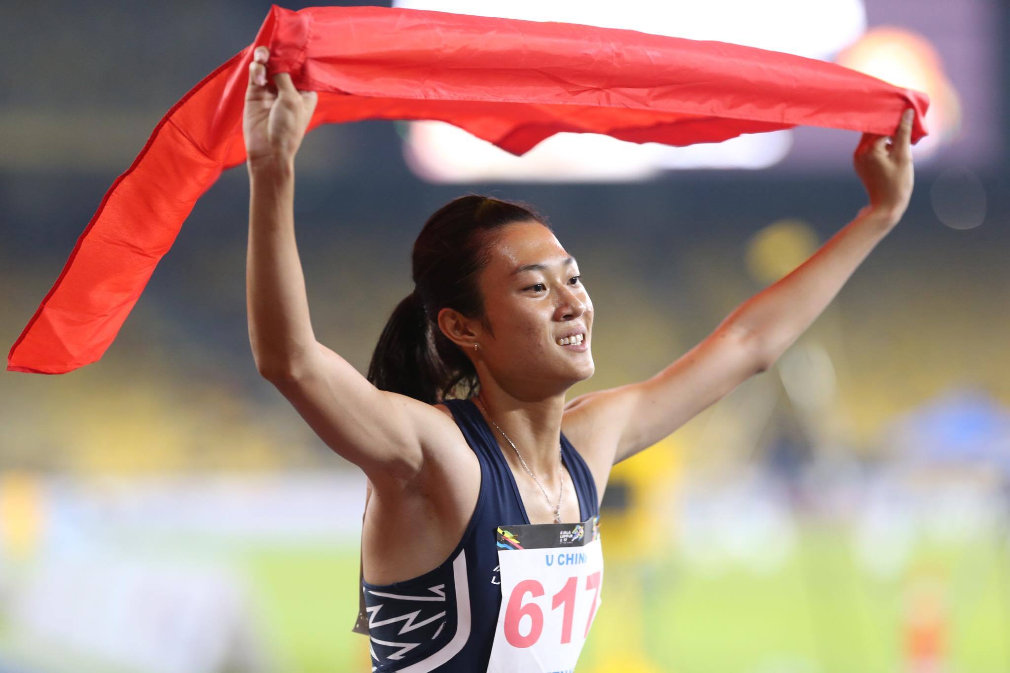 SEA Games ngày 23-8: Cú đúp "vàng" của Lê Tú Chinh