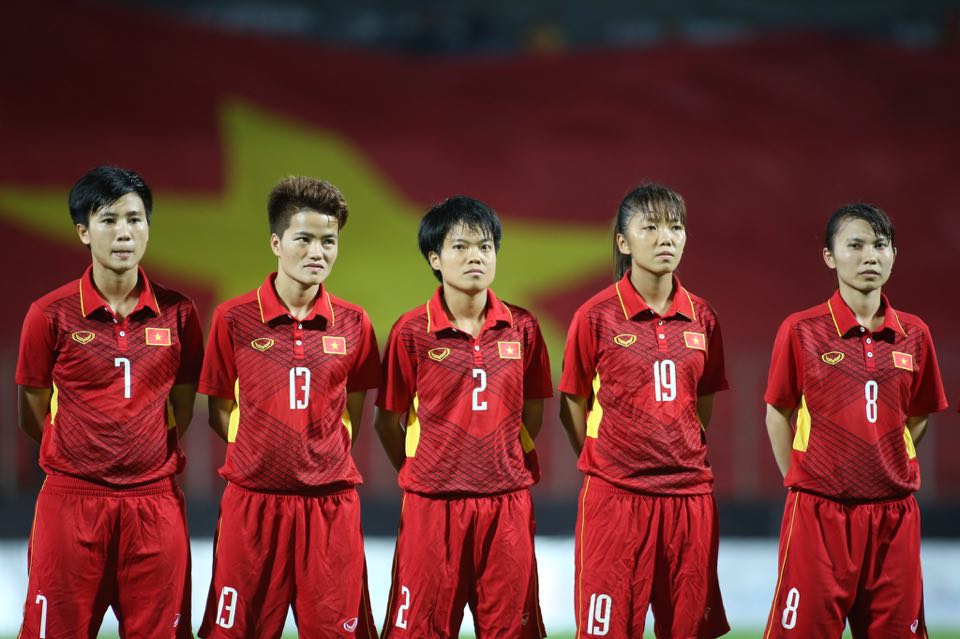 Thắng Malaysia 6-0, b&oacute;ng đ&aacute; nữ Việt Nam đoạt HCV - Ảnh 4.