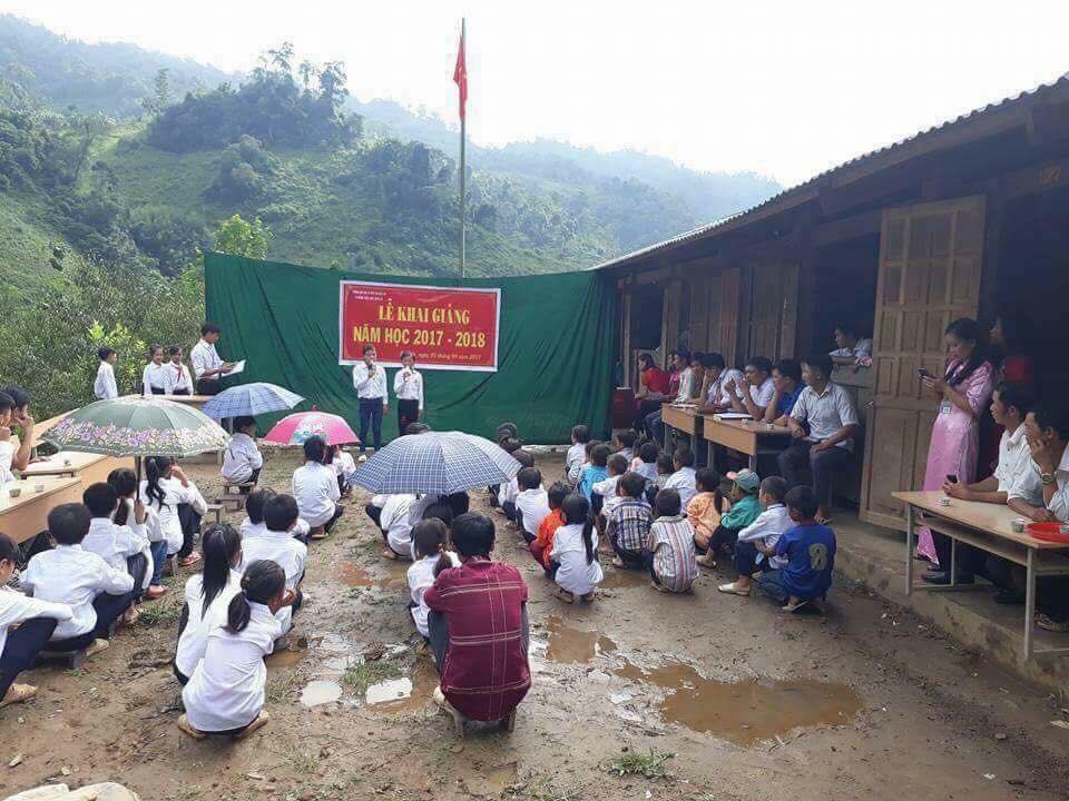 Vô cảm tột cùng, căm phẫn tột cùng