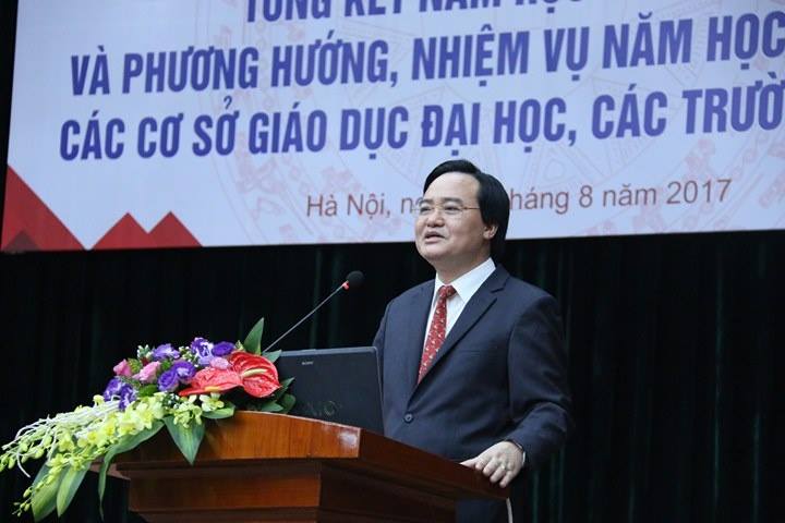 Bộ trưởng Giáo dục nói về việc 30 điểm trượt nguyện vọng 1 - Ảnh 1.