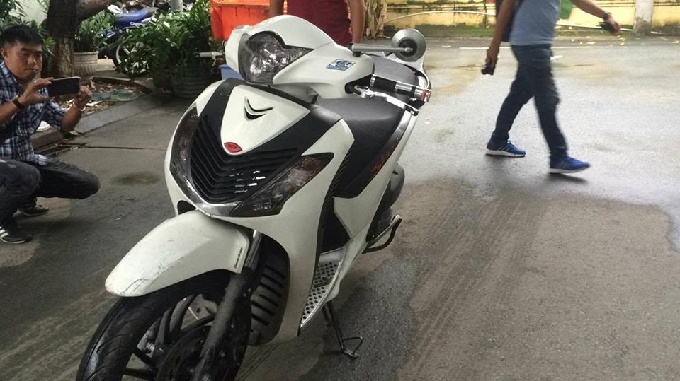 Nghi can cắt cổ bạn t&igrave;nh đồng t&iacute;nh cướp xe SH khai g&igrave;? - Ảnh 4.