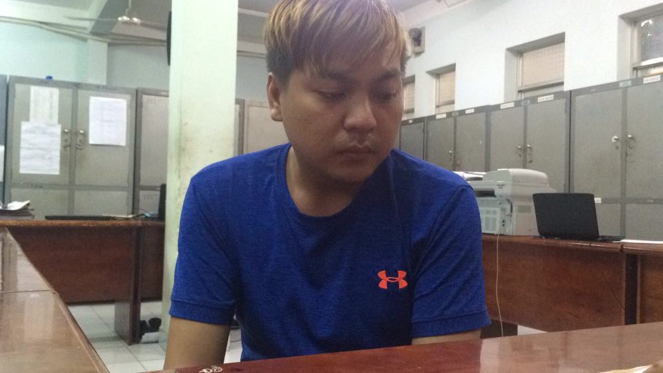 Nghi can cắt cổ bạn tình đồng tính cướp xe SH khai gì?