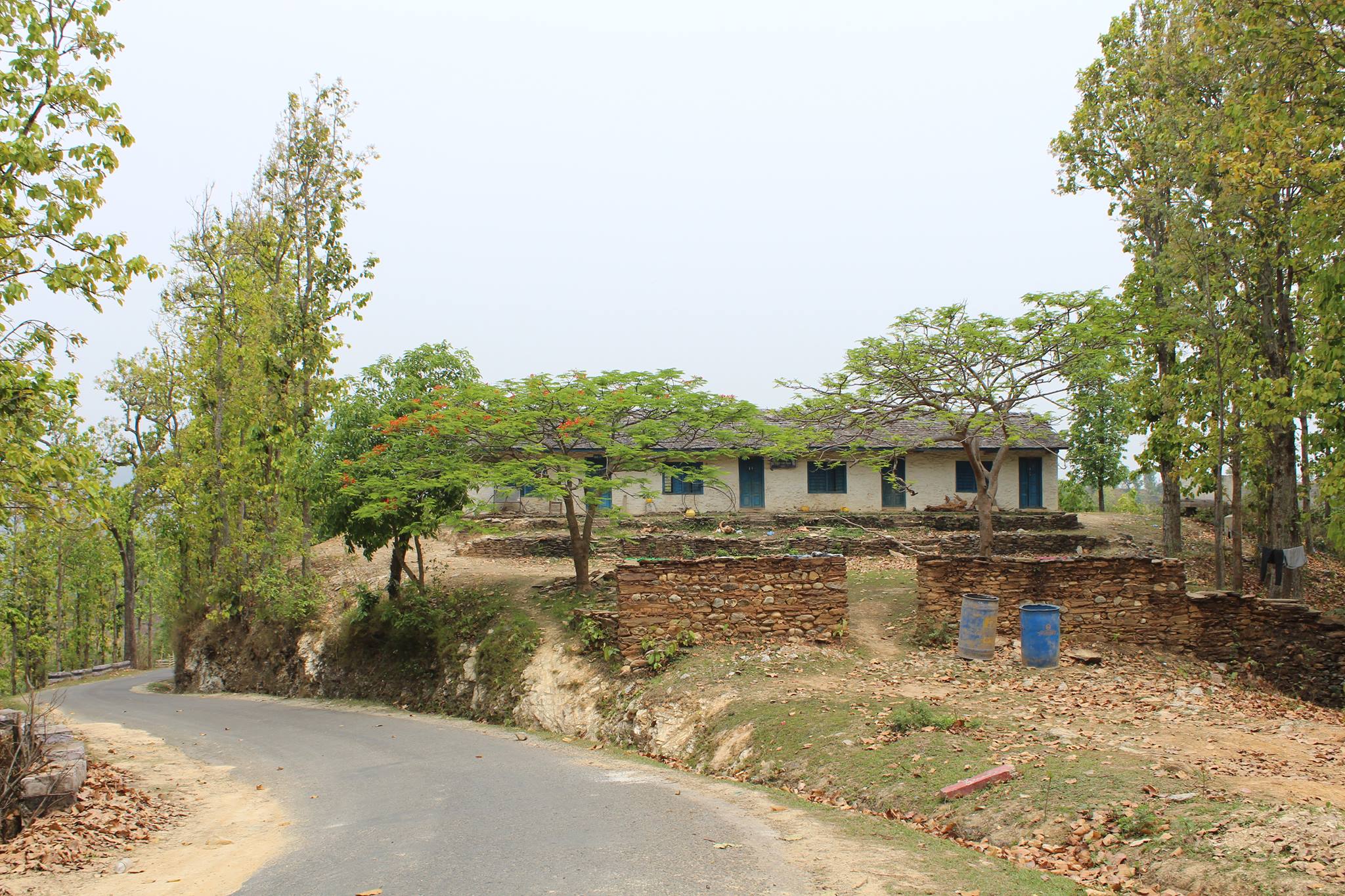 Cuốc bộ và quá giang ở Nepal - Ảnh 24.