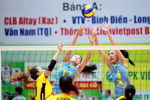 Willawan (BĐLA) ghi điểm trước Altay