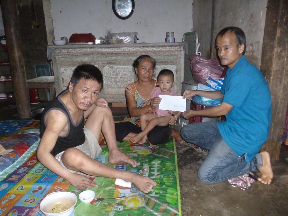 Nhà từ thiện bị lừa mất 49 triệu đồng tiền ủng hộ nạn nhân bão lũ
