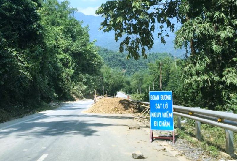 Quốc lộ gần 100 triệu đ&ocirc; ở Thanh H&oacute;a sụt l&uacute;n kinh ho&agrave;ng - Ảnh 10.