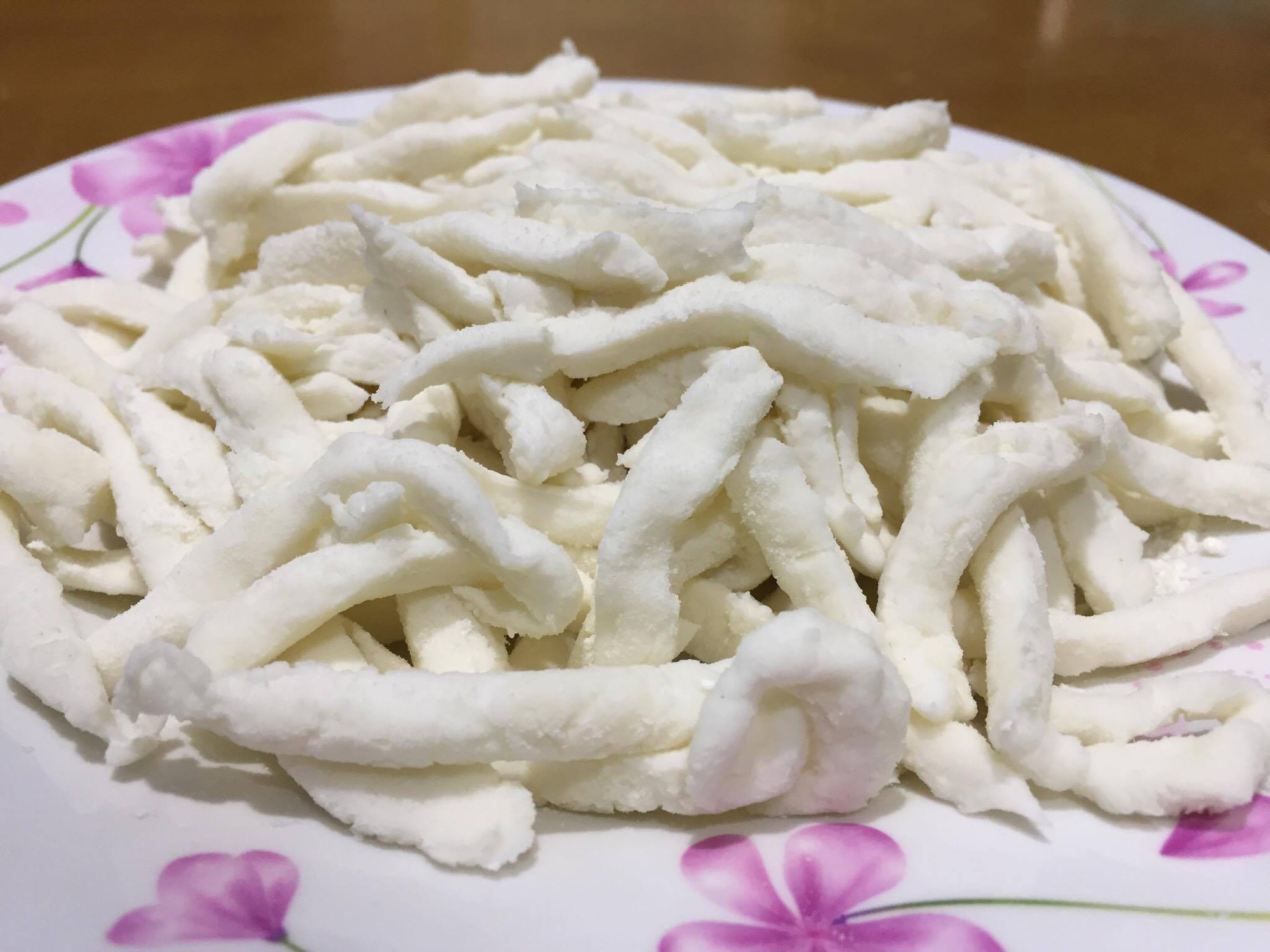 Giữ chồng bằng... b&aacute;nh canh c&aacute; l&oacute;c đồng - Ảnh 3.