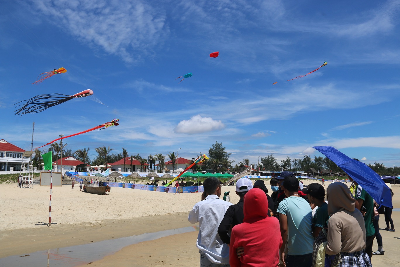 Đắm ch&igrave;m với những m&agrave;n tr&igrave;nh diễn tại Festival Diều quốc tế - Ảnh 16.