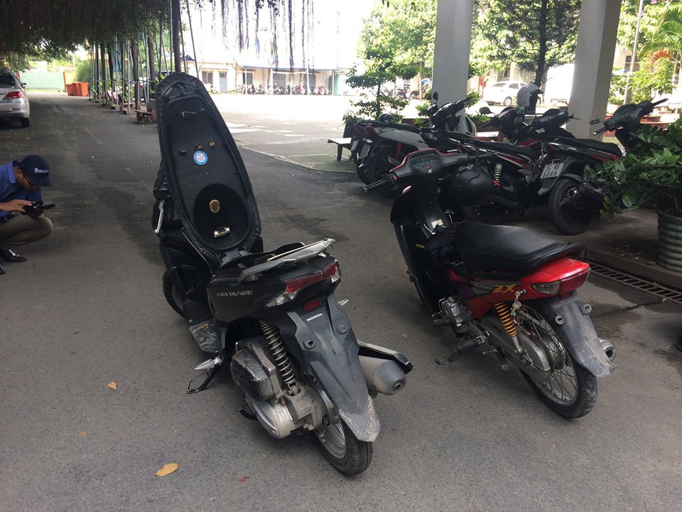 Nam sinh tham gia cướp xe &ocirc;m GrabBike t&aacute;o tợn ở quận 2 - Ảnh 3.