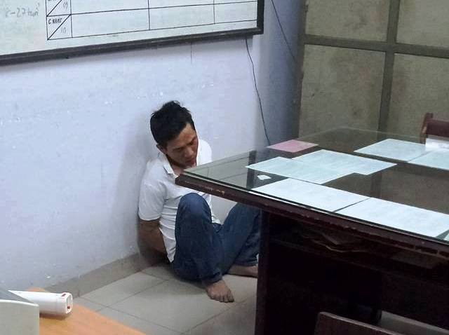 Cha mẹ la hét cứu con trai nghi bị bắt cóc ở Nha Trang