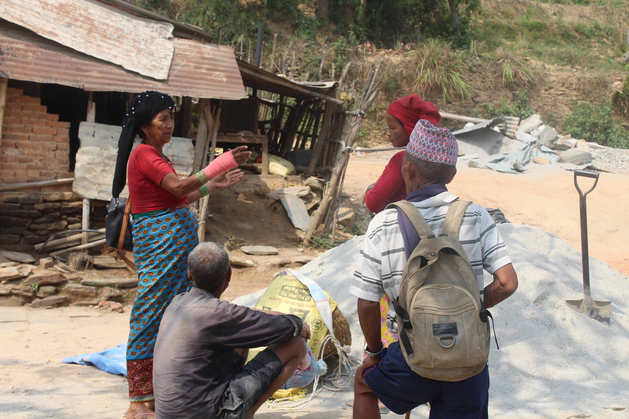 Cuốc bộ và quá giang ở Nepal - Ảnh 25.