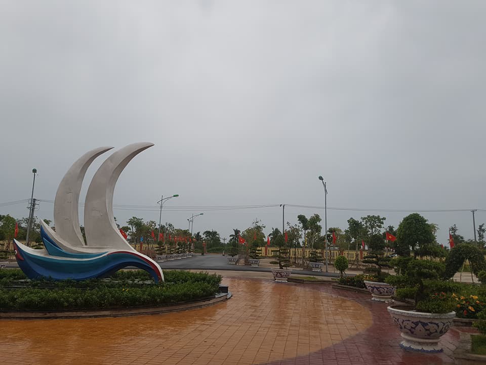 Miền T&acirc;y căng m&igrave;nh ứng ph&oacute; với b&atilde;o số 16 (Tembin) - Ảnh 13.
