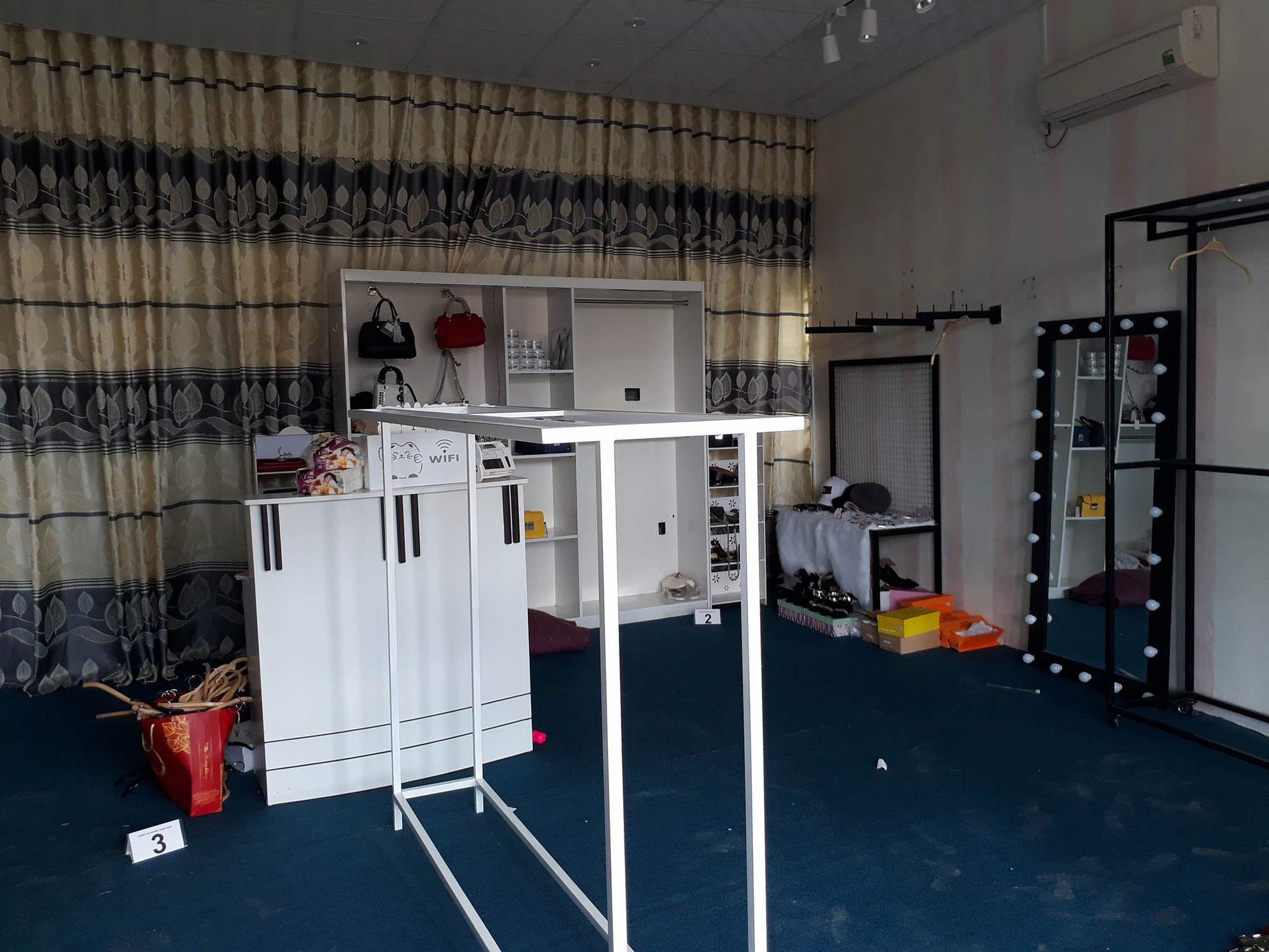 Về nhà tránh bão, bị trộm khoắng sạch cửa hàng