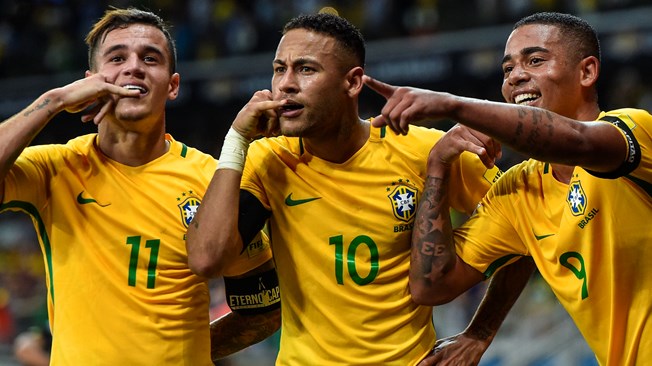 Brazil trở lại ngôi đầu bảng xếp hạng FIFA tháng 8