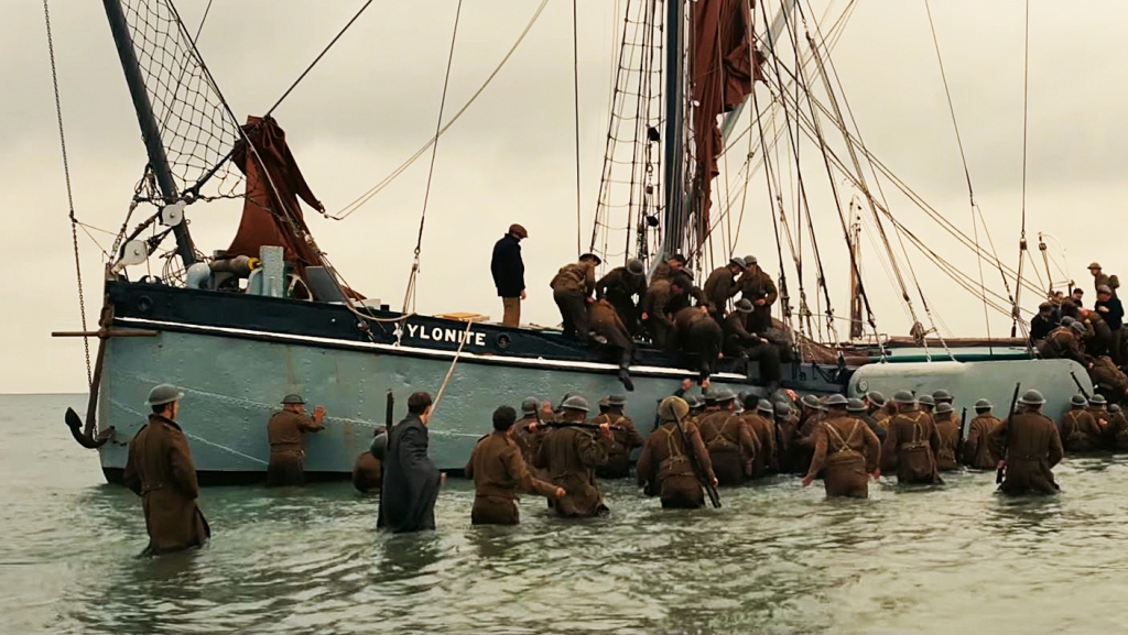 Cuộc di tản Dunkirk xứng đáng mưa lời khen - Ảnh 2.