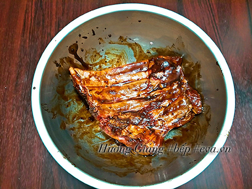 Tự l&agrave;m sườn nướng BBQ v&agrave; pate gan - Ảnh 4.