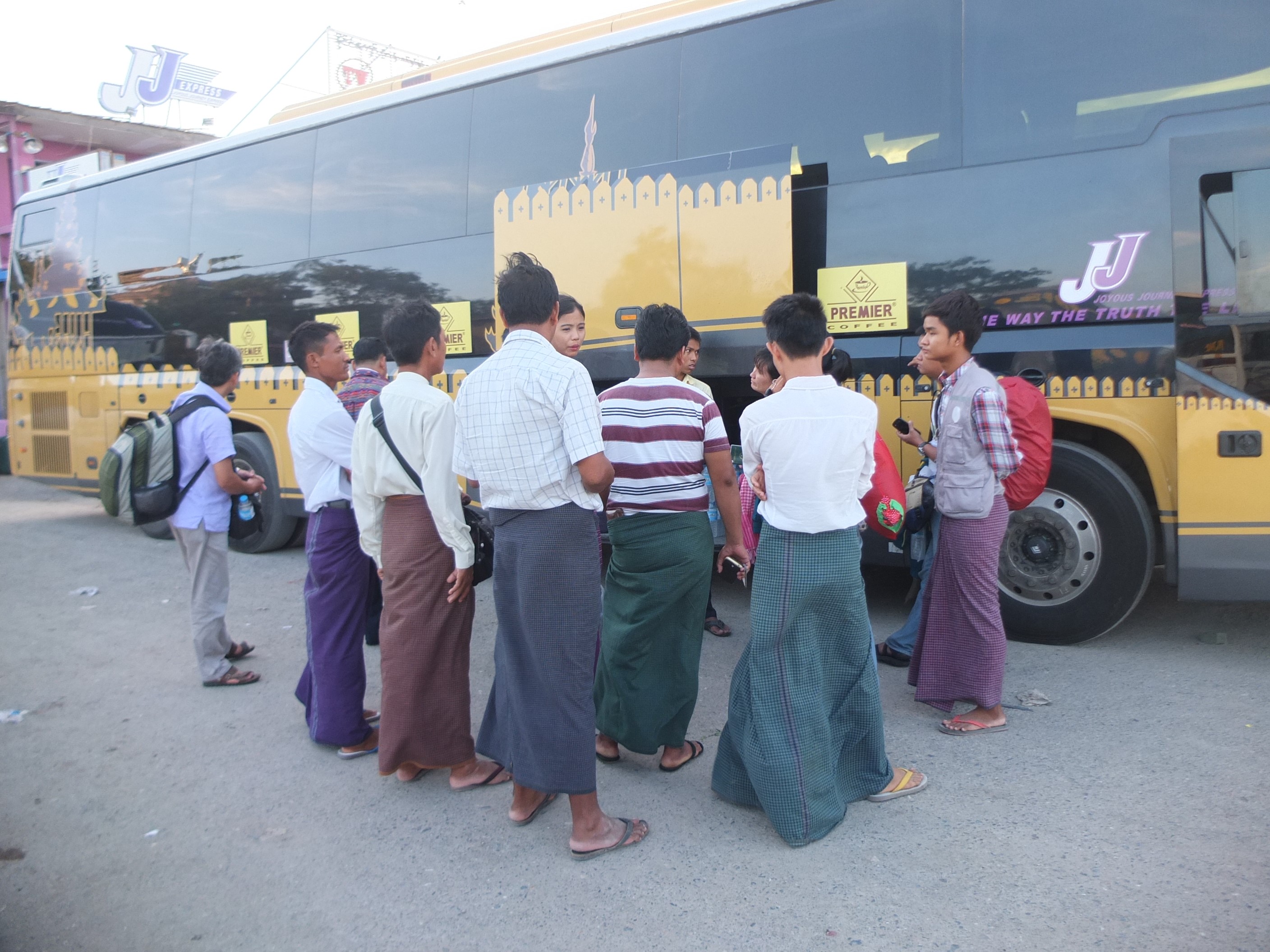Myanmar: Đến, soi và mỉm cười nhẹ nhõm - Ảnh 3.