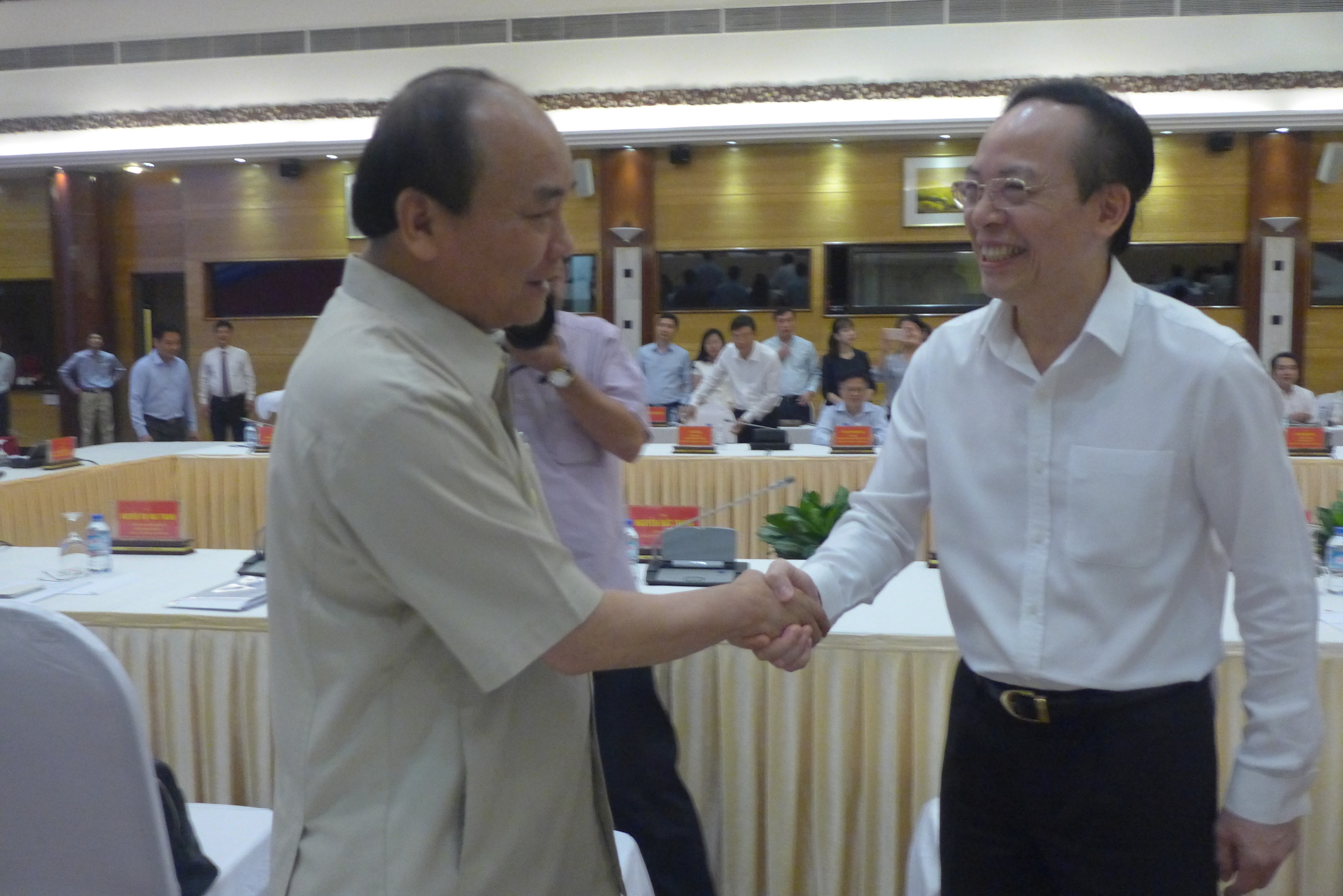 Thủ tướng lắng nghe g&oacute;p &yacute; của 14 tập đo&agrave;n tư nh&acirc;n - Ảnh 4.