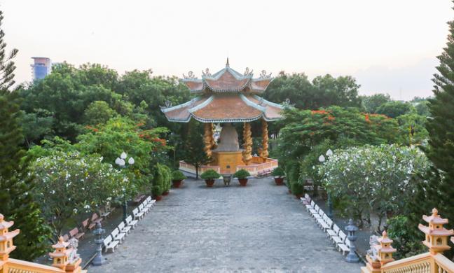 Đại T&ograve;ng L&acirc;m, ng&ocirc;i ch&ugrave;a c&oacute; nhiều tượng phật nhất Việt Nam - Ảnh 3.