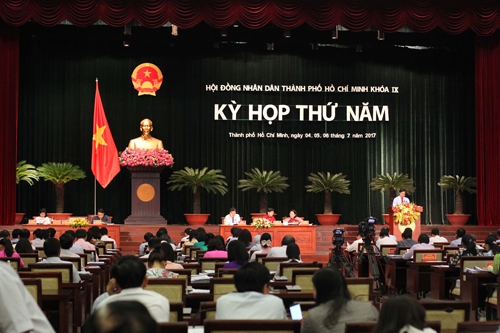 Miễn nhiệm, bãi nhiệm cán bộ yếu kém