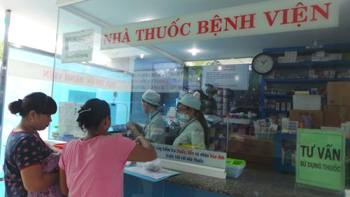 Bít kẽ hở trong đấu thầu thuốc