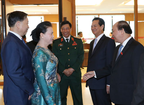 Kỳ họp của d&acirc;n chủ, đổi mới - Ảnh 1.
