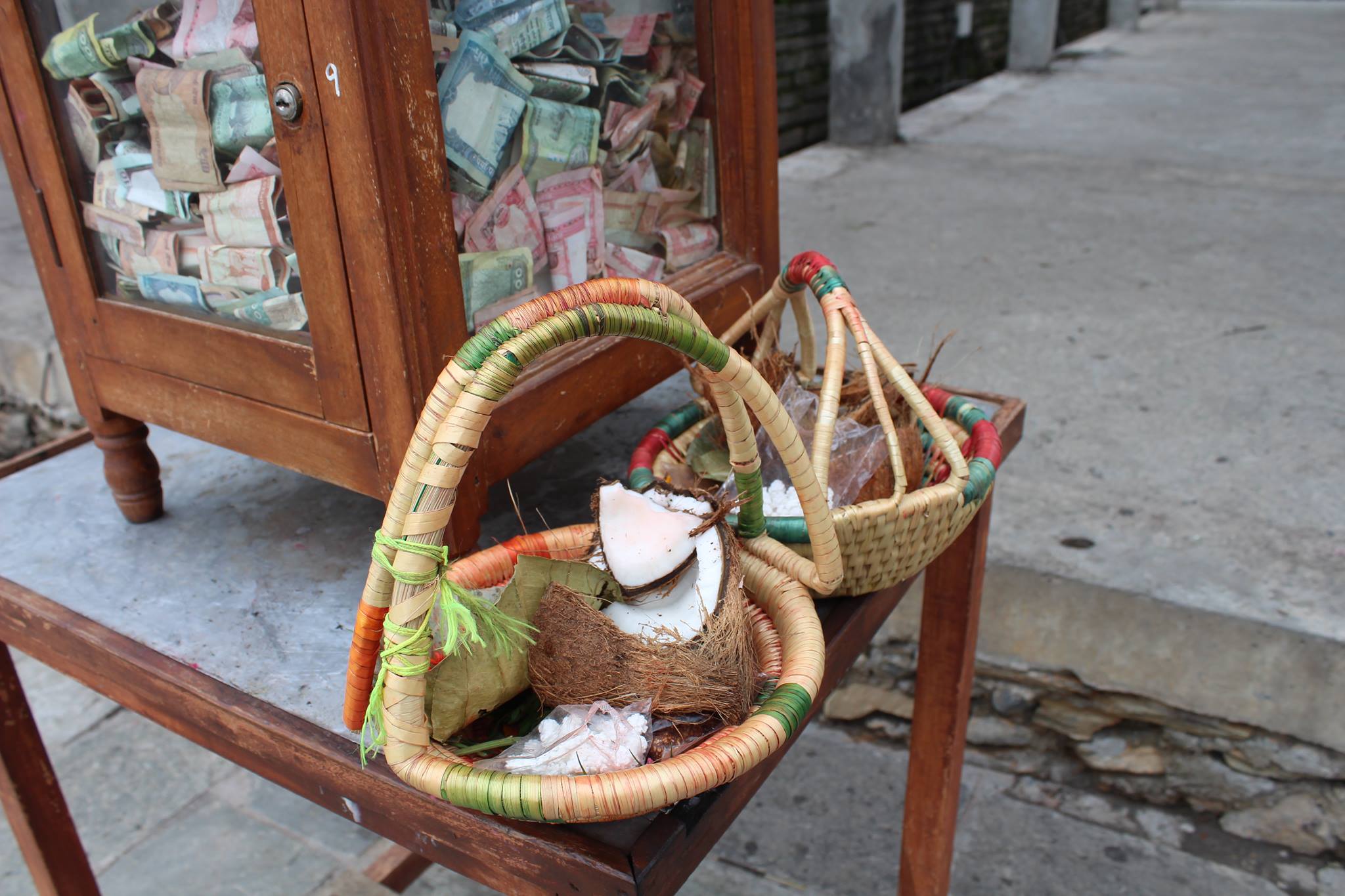 Cuốc bộ và quá giang ở Nepal - Ảnh 31.