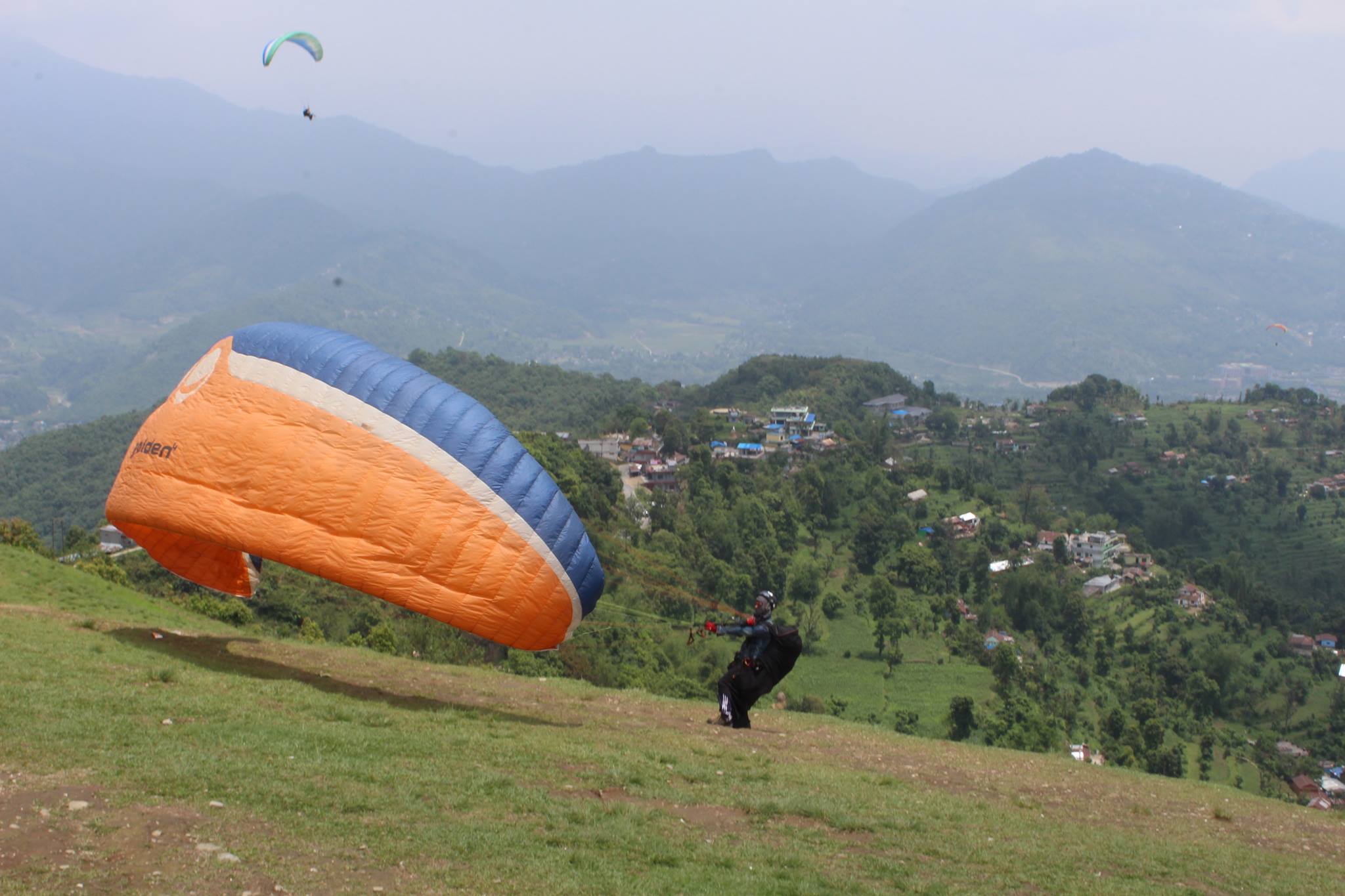 Cuốc bộ và quá giang ở Nepal - Ảnh 35.