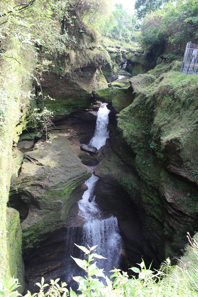 Cuốc bộ và quá giang ở Nepal - Ảnh 36.