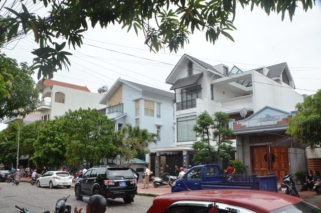Nghi án chị sát hại em trai cùng mẹ khác cha rồi tự sát