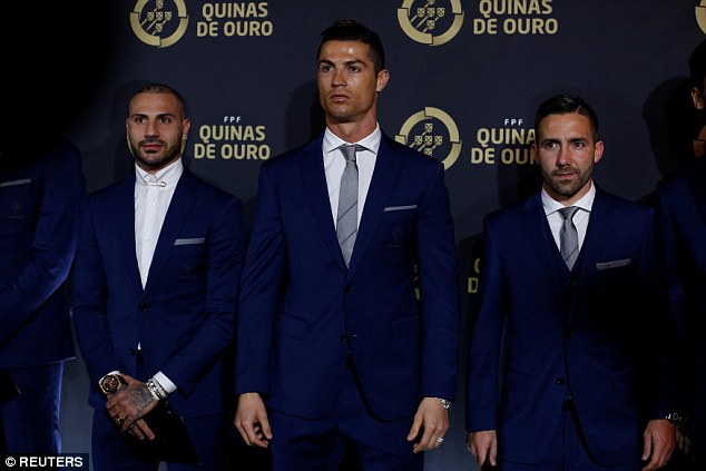 Ronaldo đoạt thêm danh hiệu mới