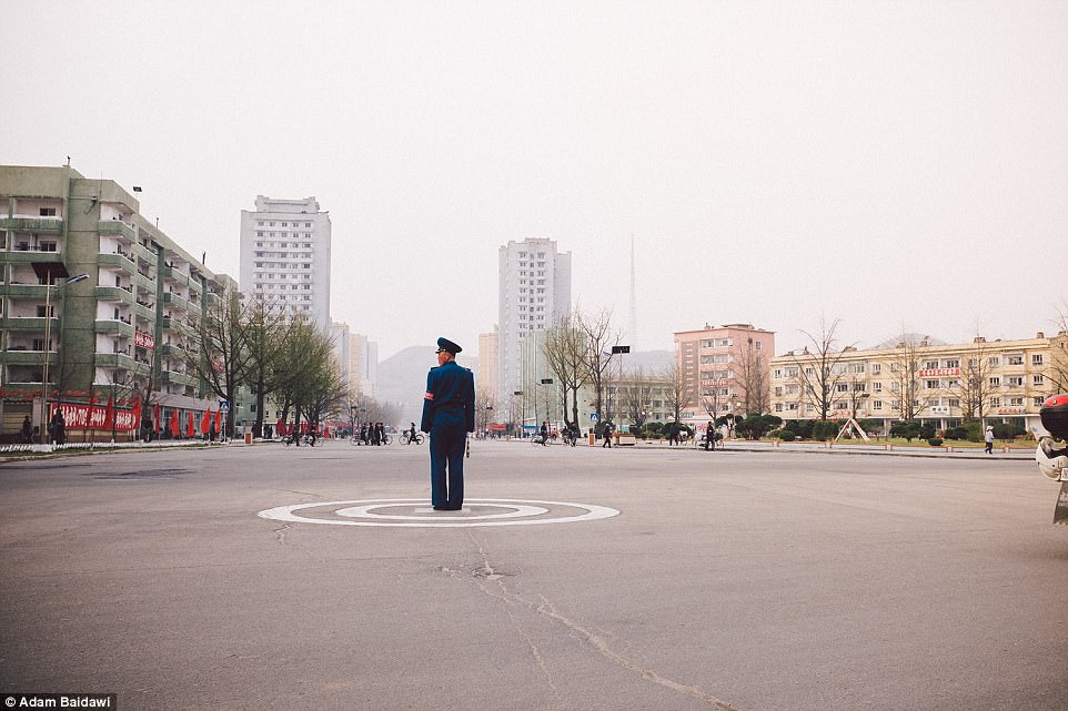 
Ảnh: Adam Baidawi
