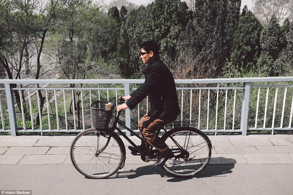 
Ảnh: Adam Baidawi
