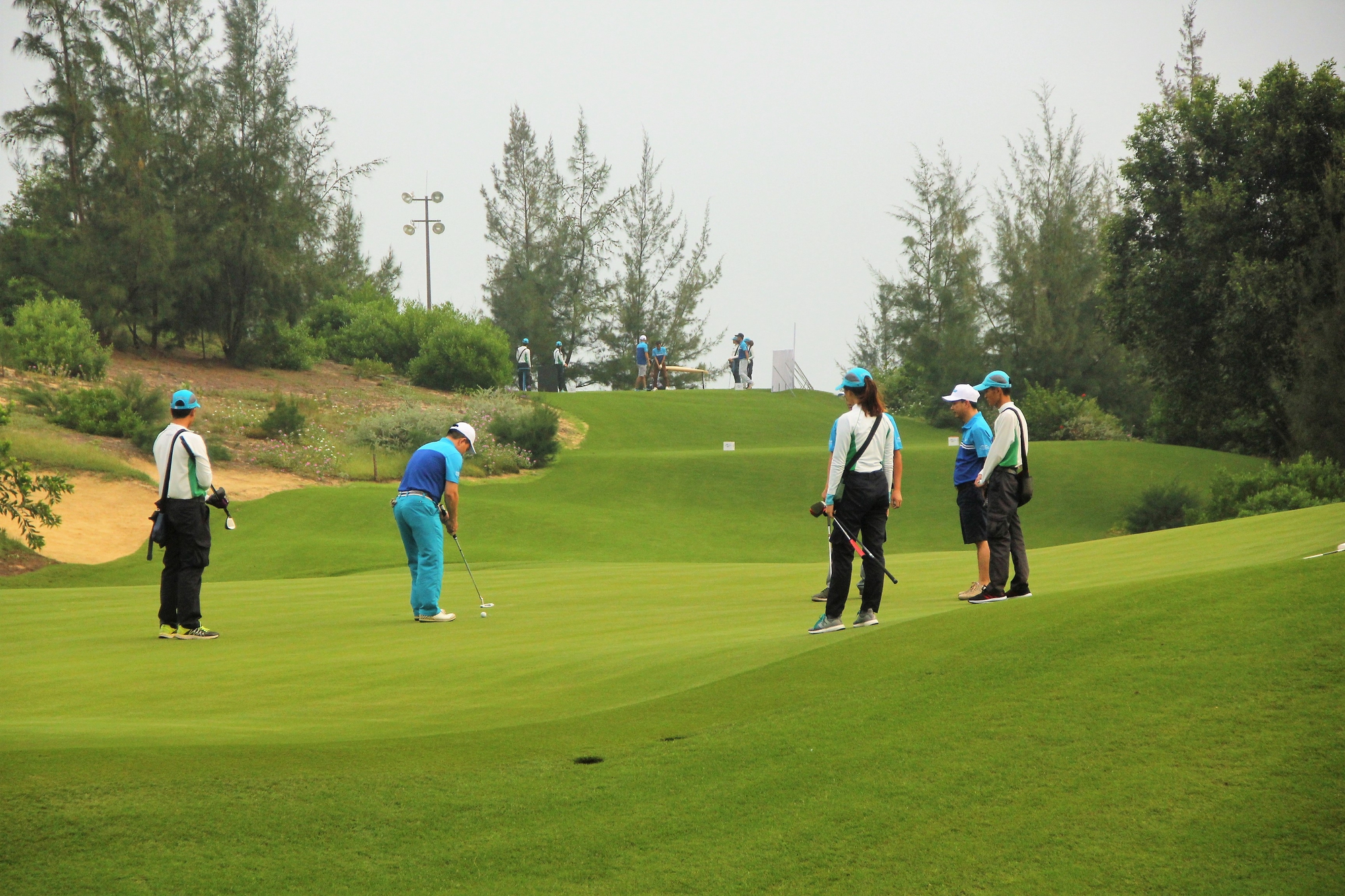 Giải Unicap chính thức khai mạc tại FLC Quy Nhơn Golf Links - Ảnh 3.