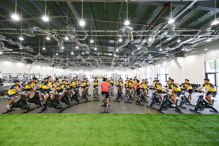 Vingroup sắp kh&aacute;nh th&agrave;nh trung t&acirc;m đ&agrave;o tạo b&oacute;ng đ&aacute; h&agrave;ng đầu Đ&ocirc;ng Nam &Aacute; - Ảnh 4.