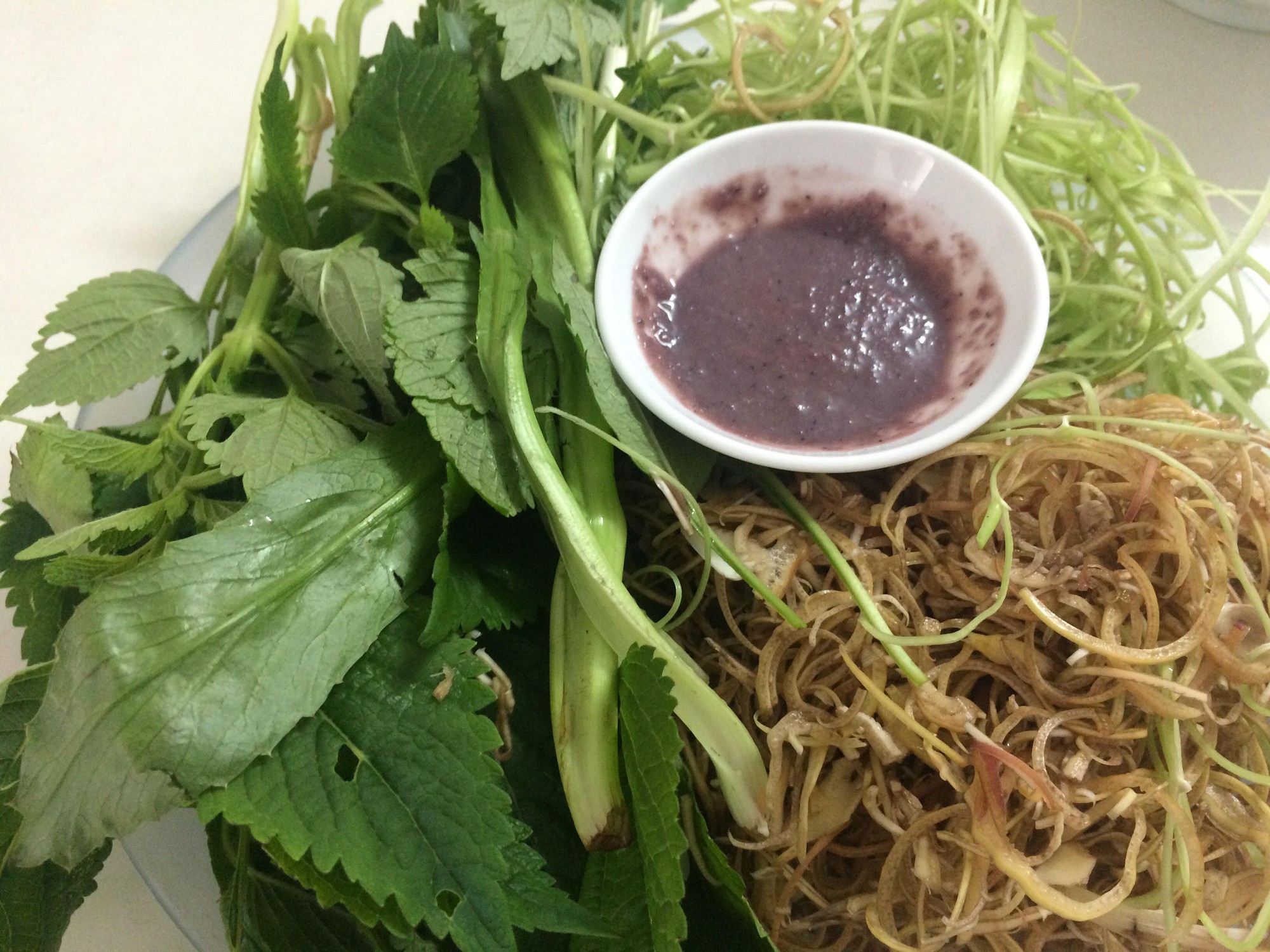 B&uacute;n ri&ecirc;u cua ấm &aacute;p cho buổi s&aacute;ng chớm đ&ocirc;ng - Ảnh 3.